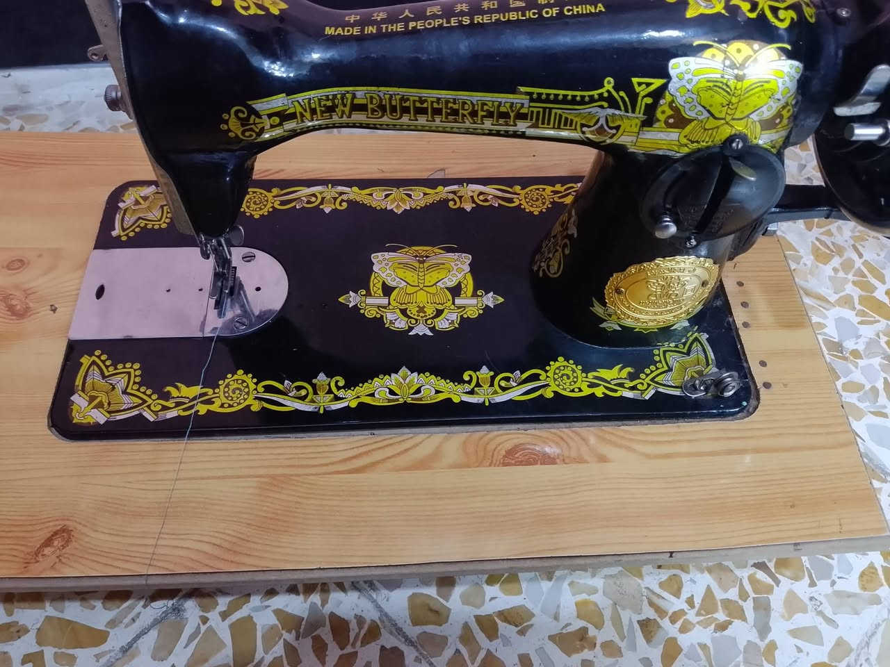 للبيع وسعر 70 وبيه مجال


**إذا كنت صاحب هذا الإعلان وتريد حذفه لأي سبب، رجاءا أرسل رسالة إلى الدعم الفني**