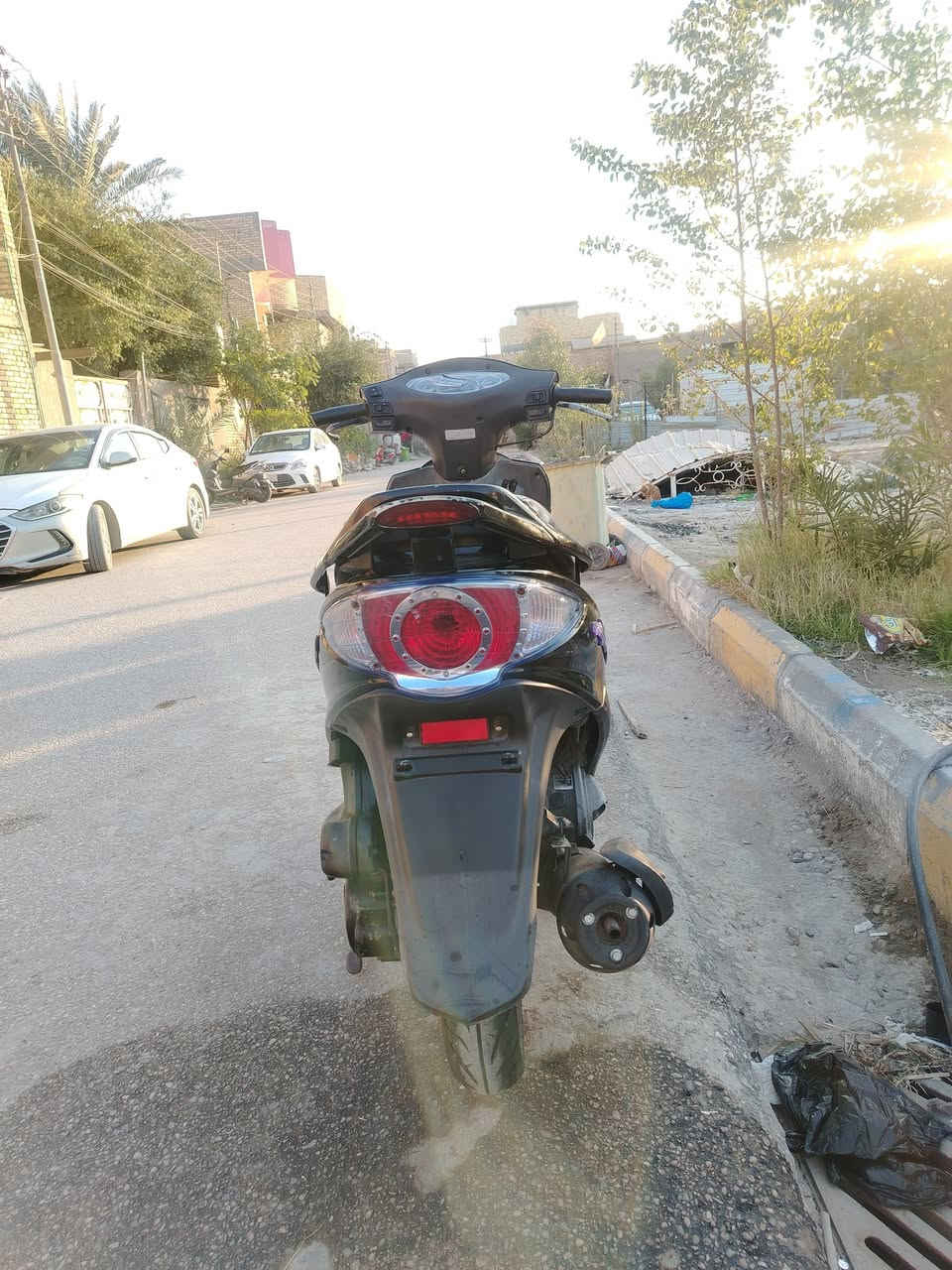 سلام عليكم جي فور حاويه بعدهي جديده توايره بعدهن جدد مكاني ناصريه حي الشهداء سعره750او.بيه مجال رقمي***********
