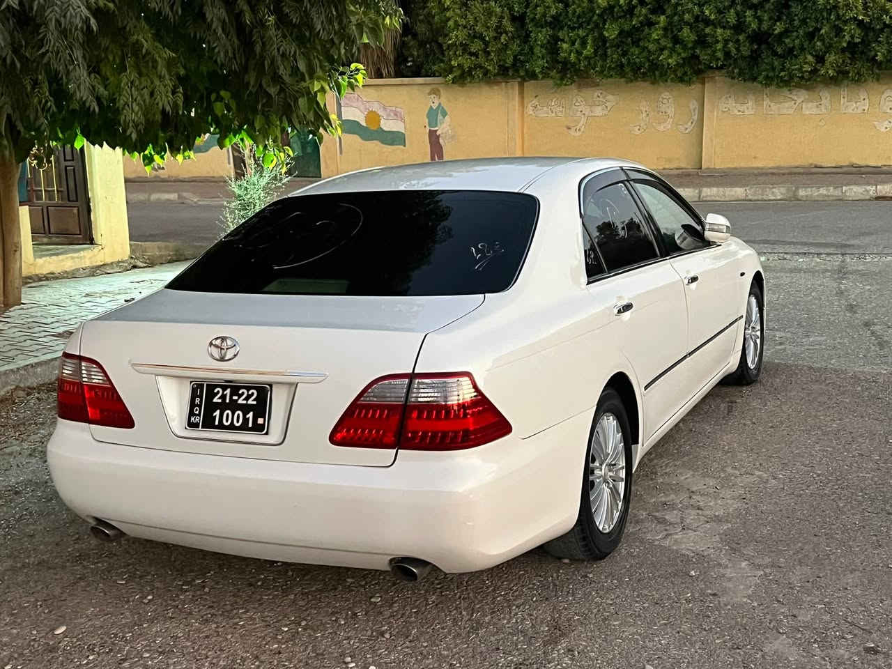 شاهينة موس ٢٠٠٦
گيرگةورة مةكينة بجوك 
٢دوكمة ناو زةرد
تةبريد سارد بريك بةسراوة 
كامل  سيرفز   تةقةو رةقةي نية
جالو شوخت نية 
تاو ويلي تازةية 
سعر ٦٢ مجال 
***********
