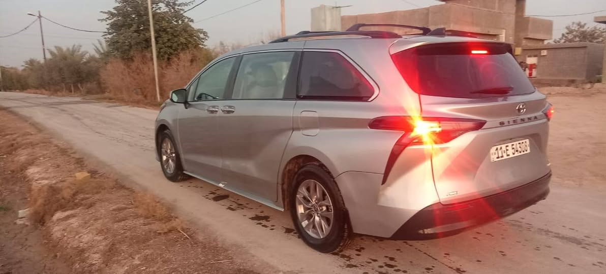 السلام عليكم 
سينا للبيع 
موديل ٢٢
حادثه مرفق بالصوره بدون دواخل 
فول مواصفات   اعلى فئه 
ممشتغله بخط ابد استخدام بيت 
ماشيه ٦٧ 
مكان السياره الفلوجه 
سعرها ٢٩٠ ورقه وبيها مجال حگ الجيه
رقم بغداد 
***********
