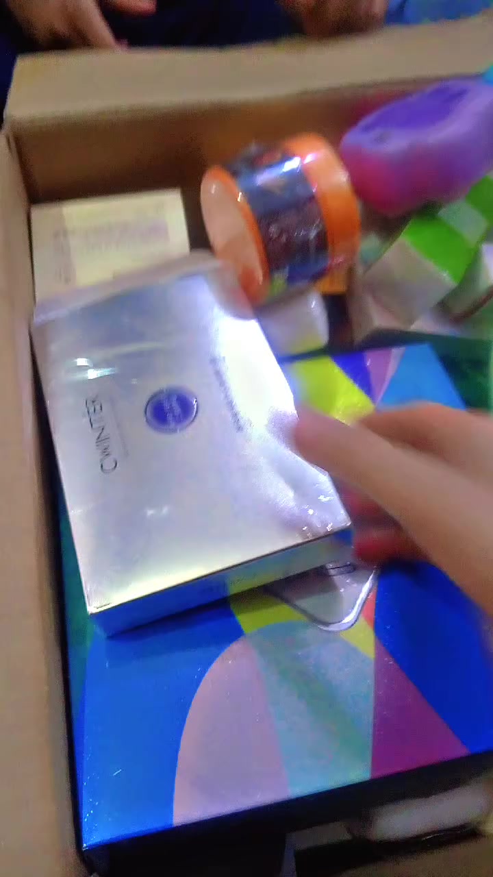 السلام عليكم كارتون عنايه بارحه جبته بس صارت عندي ضرف مااكدر ابيعه خذته٦٥ مع توصيل ٤٩قطعه احسبه ٦٠ ويه توصيل  لو تبيع قطعه بالفين هم رزق خير من الله شامبوات كبار عملاقه ٣ بيها بكج ابر للبشره كلشي بيها


**إذا كنت صاحب هذا الإعلان وتريد حذفه لأي سبب، رجاءا أرسل رسالة إلى الدعم الفني**