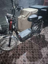 دراجة كهربائية • واتساب