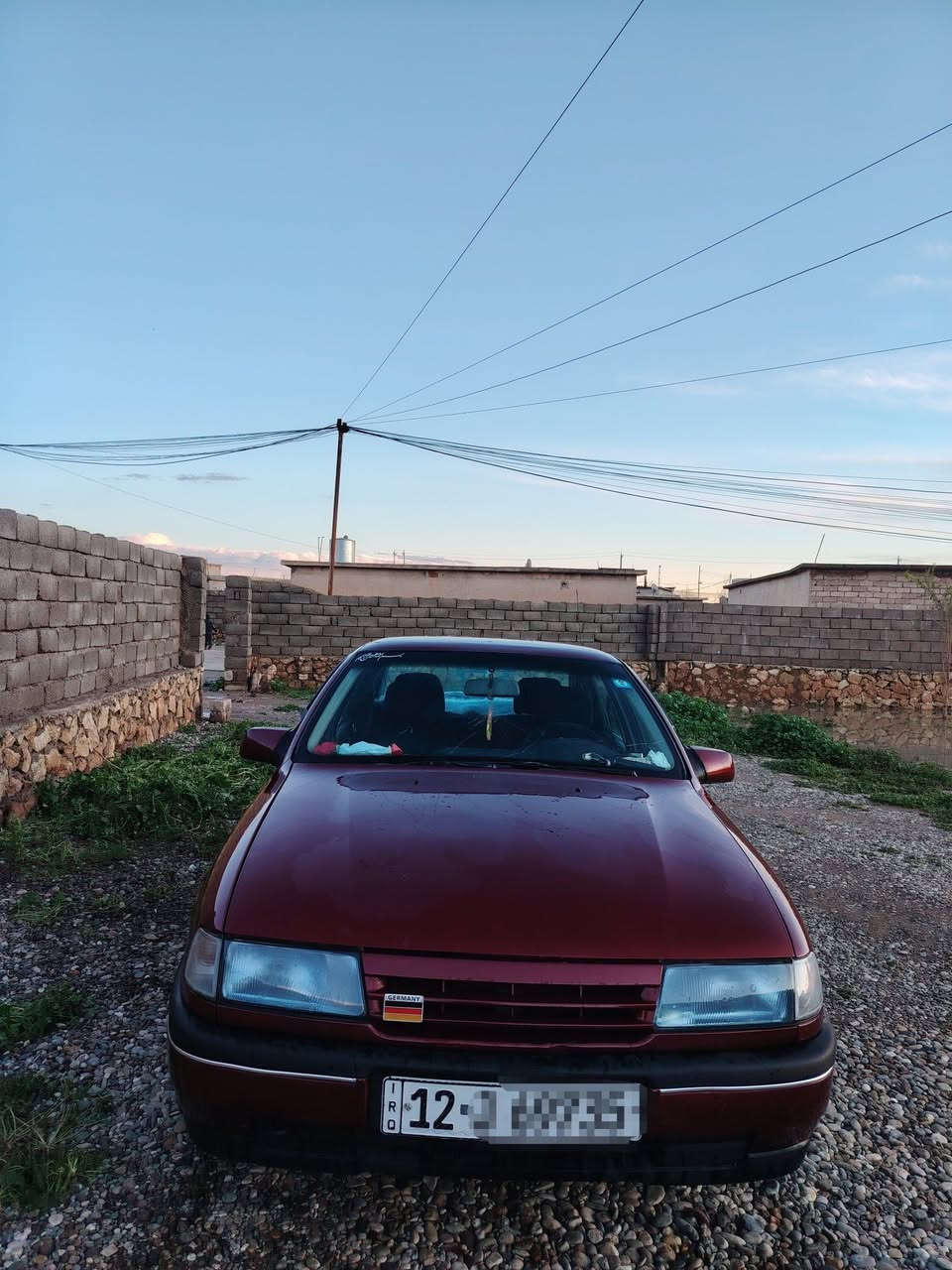 اوبل فيكترا 
موديل 1992
حجم 18 
كير شرط 
محرك شرط 
لا صرف ولا نفخ 
رقم نينوى انكليزي شرط التحويل 
لون ماروني 
صبغ جماليه بدون معجون 
دواير ما مصلحه 
ضوء داخلي شغال 
مسجل شغال بلوتوث AUX 
باتري جديد 
مكان السياره موصل زمار 
هـ اسيا ***********
هـ كورك ***********
