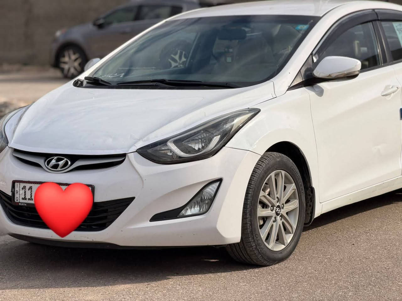 #بلاش_سعر_مناسب
لنتراء ٢٠١٥ خليجي
مكينه 1800 دوش 
 ماشيه ١٥٠ الف حقيقي السياره جديده بمعنى الكلمه 😍
مكفوله كفالة عامه من الصبغ بيها بس بارد 
مكان السياره نجف الاشرف حي جامعه
تحويل مباشر باسمي 
للاستفسار 
***********.
