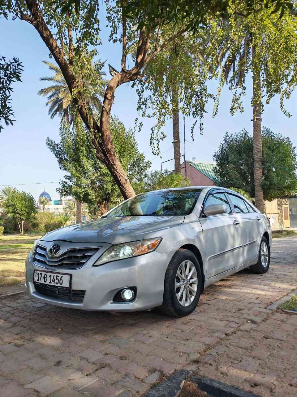 السلام عليكم ( للبيع ) 

تويوتا كامري موديل 2009 محدث بجم 2011  اخت الجديده 

محرك 4 سلندر 2400 كير جدد خير من الله  رقم انكليزي باسمي17 شرط التحويل يعني وين مايعجبك اتحول بأي محافظه  

 وارد امريكي حادثها جاملغ امامي فقط صبغتها حزام ع ايدي على اثر جراد بدون معجون اوضربه 

  مواصفات :- شاشه جبيره / كاميرا خلفيه / بلوتوث رام خزن / تحكمات جهتين 

صدر ورا وكدام مبدله جديد تخم تاير جديد باتري قبل اسبوع شديته جديد جامها كهربائياتها سنتر لوك كله بشرط شركه سياره مال جناي وين مايعجبك اطلع وترايها مال جديده لا تسمع صوت ولاطكه ولا وحيف واما السرعه فعباره عن صاروخ🚀  

العنوان:-بغداد/قرب مرور الكاظميه 
السعر :- 97 ورقة 
الاتصال :- ***********

وبالعافيه على صاحب النصيب ❤
