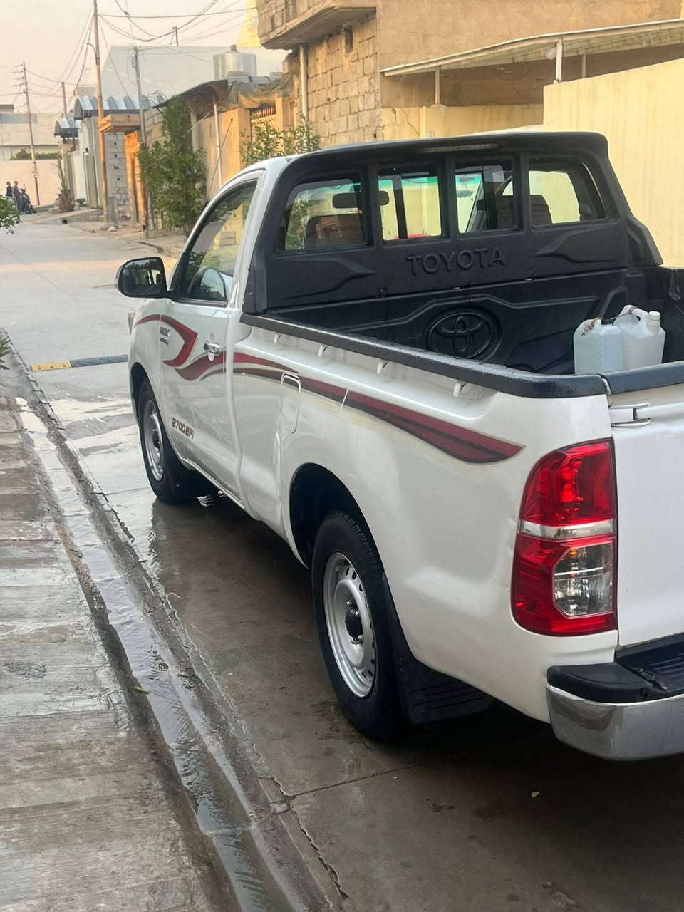 سلام عليكم تيوته موديل 2014 رقم نجف انكليزي تبريد تدفه شغال محرك مكفول مامفتوح كير مكفول شاصي مكفول اكسل مكفول سعر 150 رقم الهاتف ***********(***********
