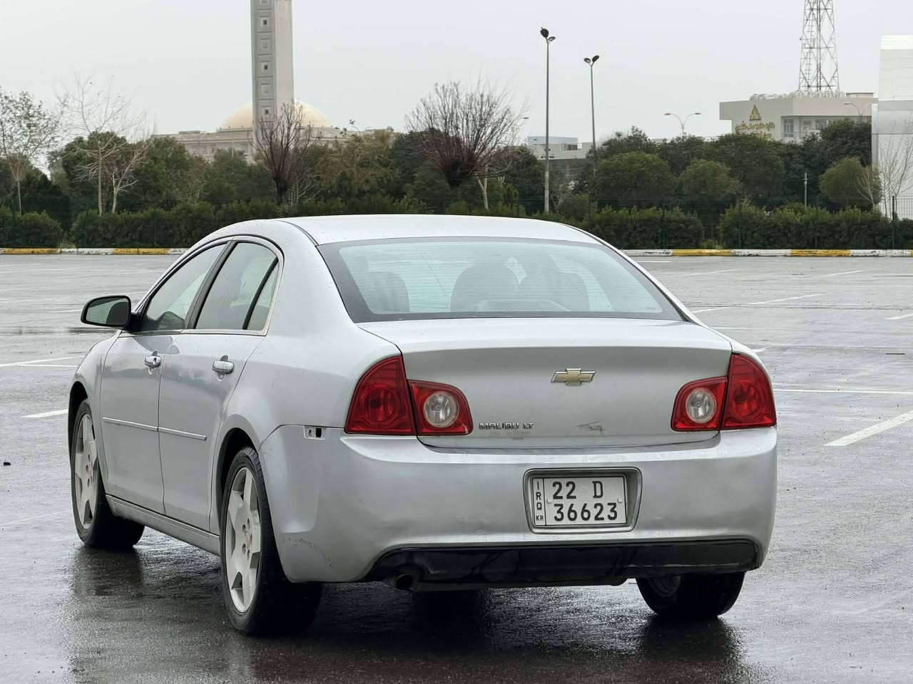 *********** شوفرلیت ماليبو موديل 2012 كير اوتوماتيك موصفات خليجي 4جام كهرباء شاشه ايباد كامره كشن جلد محرك 4سلندر حجم محرك 2400 سياره جاهزه نضيفه بيها 3 قطع صبغ بدون دواخل كير محرك تبريد شرط سعري 75 ورقه مجال مكان اربيل بنصلاوه ***********
