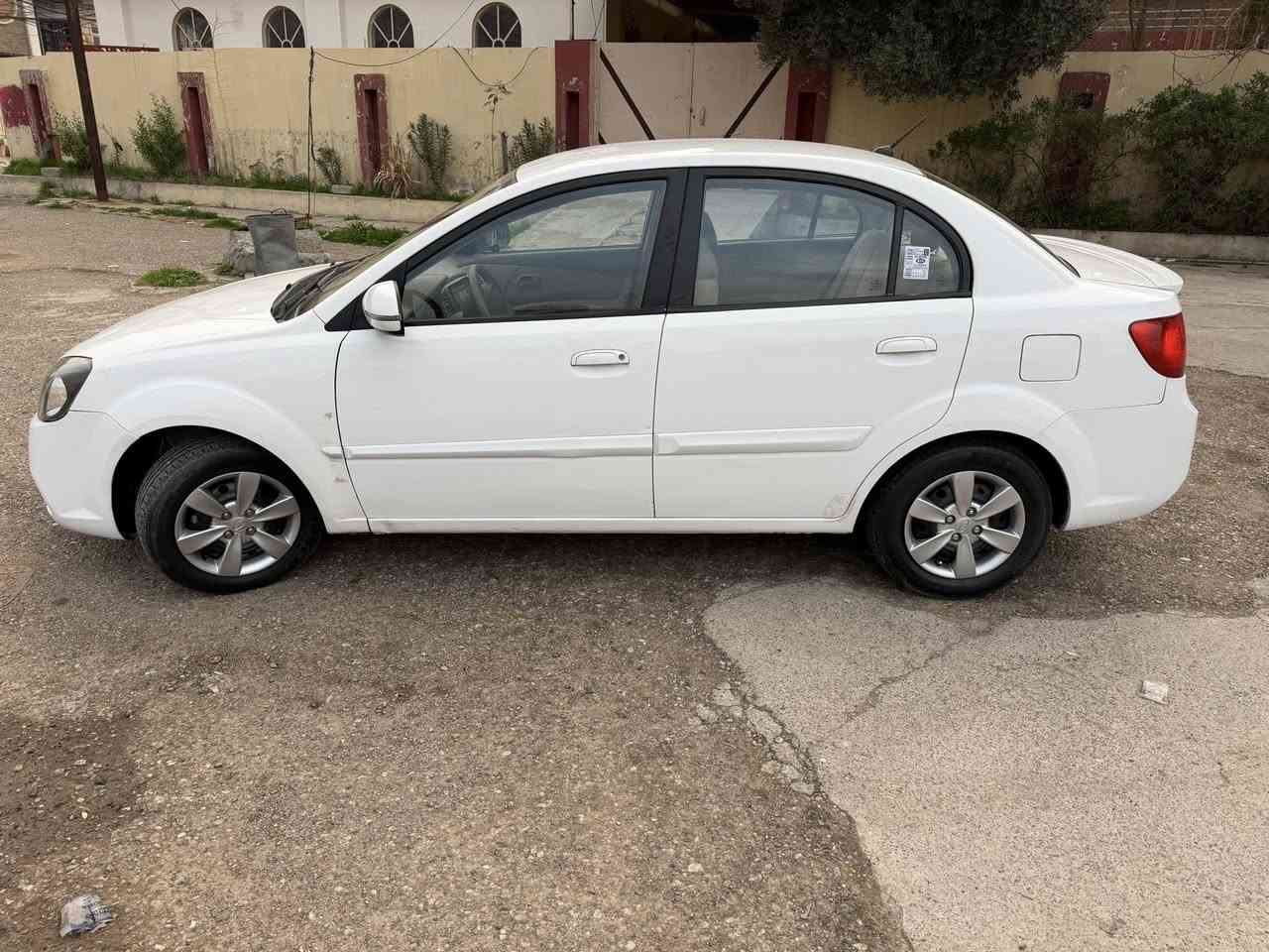 ريو خليجي موديل 11 محرك 16قبل يومين بدلتو جديد وطخم كلو جديد رقم اربيل دولي جديد باسم هم قبل يومين حولت سيارة جاهزة من كلشي بدون اي ضرر بيها فقط مكانين كارت للتواصل ***********
***********
