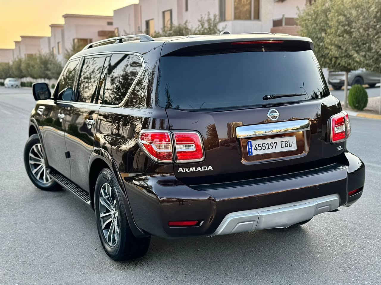 ﷽
‏ NISSAN ARMADA 2017 SL
نيسان ( أرمادا 2017) فول مواصفات SL
فول مواصفات ١/١ پلاتينيوم

◽️محرك ( V8 5.6L ) تمانية سلندر
🔷ماشيه (67 ) الف  حقيقي
🔷سياره فول مواصفات واحد على واحد
🔷محرك _(5.6L)-(v8)
🔹گير محرك بشرط مامفتوح جديد كل على وضع بيلادي

◽️سيارة بيها ( جملغ و باب أمامي عكس سايق صبوغ  ) بدون دواخل بشرط
🔹سيارة جديد حيل حيلوة نضيفة
🔹سيارة داخل و خارج كل جديد كل على وضع شريكة

◽️مواصفات
🔹( بصمة - فتحة - خمس كاميرات - رادار أمامي و خلفي - رادار جانبي - تشغيل عن بعد - صندوق شفت - ٧ راكب - كشنات جلد - كشنات تتفيئة - كشن و ستيرن خزن -تبريد مركزي - حصاص أمامي و خلفي - لايت ليد و زينون - داخل فورميكا -  بعد )

◽️محرك كير  بشرط مامفتوح
سياره حيل نظيفه كلشي علي بلاد لوك
بسميً السنويه بشرط تحويل و خرامه
سياره مابيها دينار مصرف كامل من كل نواحي

◽️نظافه ١٠٠٪؜ كامل سيرفس بدون نقص و بدون مصرف سياره اي نقص مابيها 
4 أيطارات جديدة تاير و ويل بيلادي شريكه 

نفسي يوم /تحويل و كاله حاظر
مكان / داخل سليمانيه🌆

◽️سعر 💵_ 222$
◽️موبايل☎️ /*********** ::: ***********
