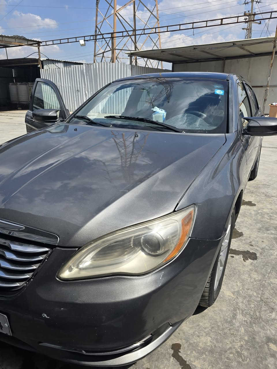 🚗 للبيع — كلايسلر C200 موديل 2012
السيارة مناقصها كلشي مكان السيارة بابل /المسيب
🔹 المحرك: 2400
🔹 القير: 6 سرعات
🔹 الممشى: 112 ألف
🔹 الحالة العامة: نظافة 90%
🔹 صبغ: بيها صفحة + 3 قطع كلير
🔹 ضربات خفيفة: قطعتين
✨ المواصفات:
✔ شاشة + كامرة
✔ حساسات
✔ تدفئة كشنات + تبريد
✔ تحكم ستيرن
✔ غرفة جديدة
✔ ما ناقصها أي شي
📍 السيارة رقم بابل باسمي
📅 السنوية لحد 28
💰 السعر: 78 ورقة (قابل للنقاش)
📩 للاستفسار خاص أو اتصال :***********
