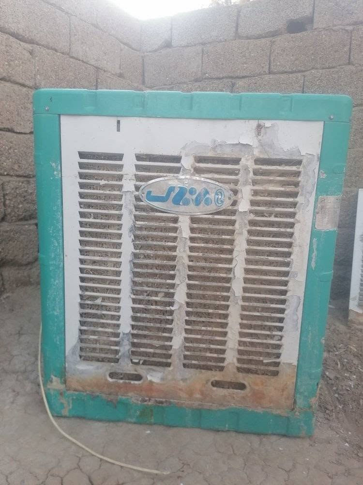 مبرده للبيع  شغاله جاهزه ماطور نحاس سرعتين  نضيفه+  غلف مبرده بيه نقص باب للبيع ***********
