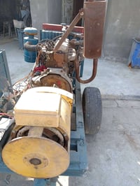 مولد كيه بسته للبيع 30 كيفي 120 محرك وراس توليد انضاف بس عوزه تصليح وت...