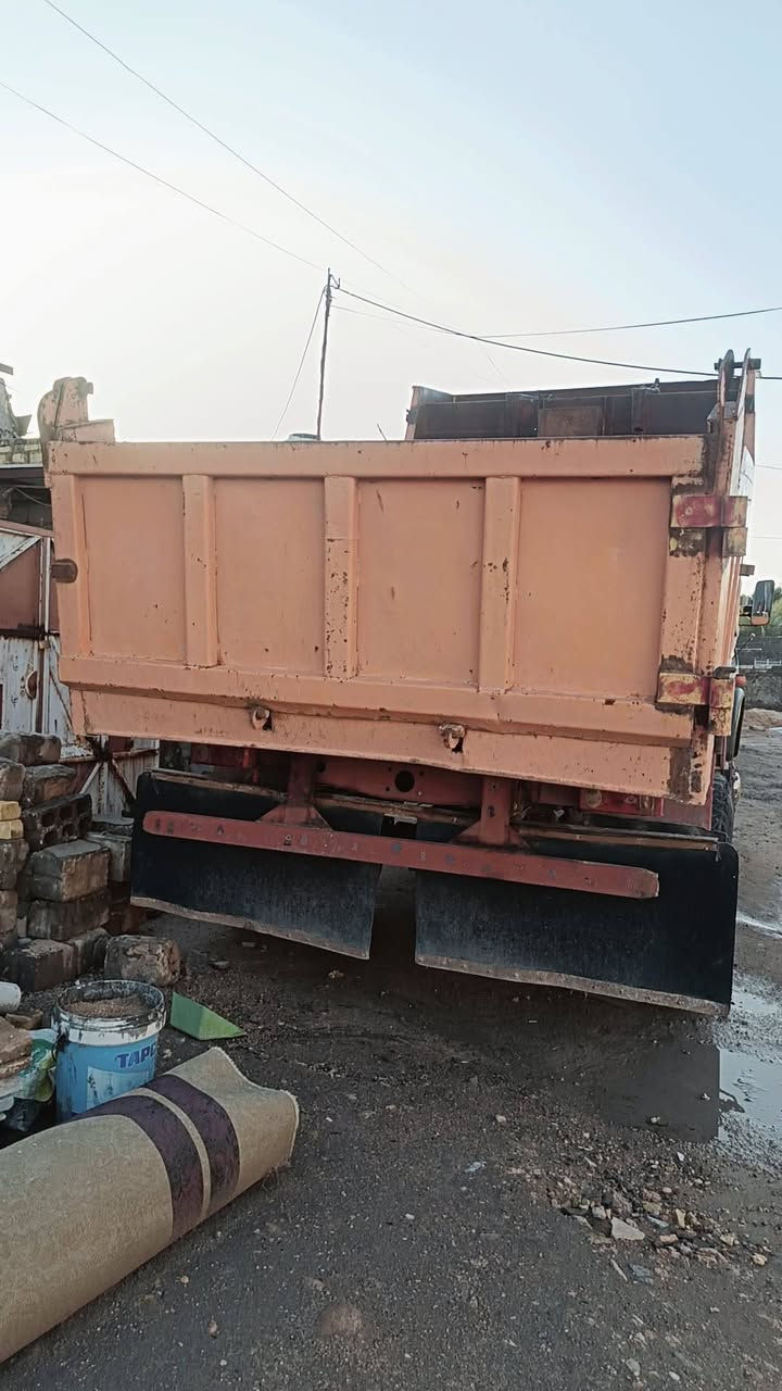 سلام عليكم لبيع ابردين مديل 82 رقم نجف تحويل مباشر مكينه كير اكسن مكفولات شاصي مكفول. قماره شوف العين  تصال على رقم  ***********
