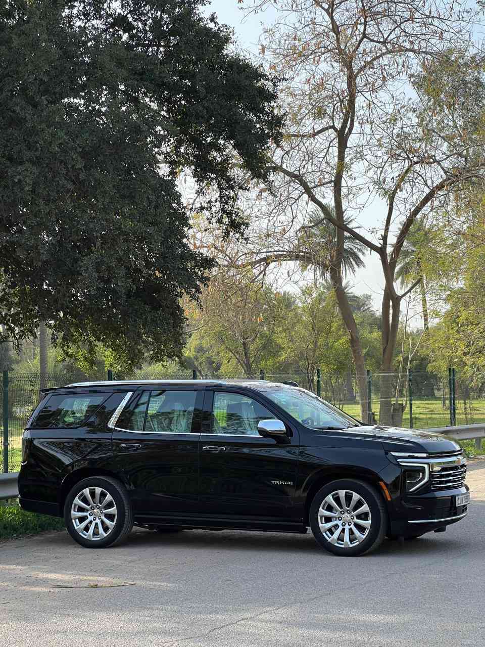 السلام عليكم تحية طيبة
للبيع او المراوس 
شفروليت تاهو (2025) فئة بريمير
وارد: خليجي – وكالة المنصور
داخل الضمان
فول مواصفات 1/1
تشغيل عن بعد
فتحة بانوراما
كير تعليگ
نظام فورويل
داخل أبيض جلد
كشنات كهربائية
رادار أمامي + مانع تصادم
رادار خلفي
داتاشو كبيرة
تدفئة وتبريد للكشنات
جكات + وضعيات قيادة (مود)
شاشات خلفية كبيرة
شاشة متصلة ديجيتال
حساسات أمامية وخلفية
كاميرات 360° دوارة
وباقي المواصفات المعروفة
مكفولة كفالة عامة من الصبغ والبارد
السعر / 71500 $ وبيه مجال
الاستفسار / ***********
مكان السيارة / بغداد
