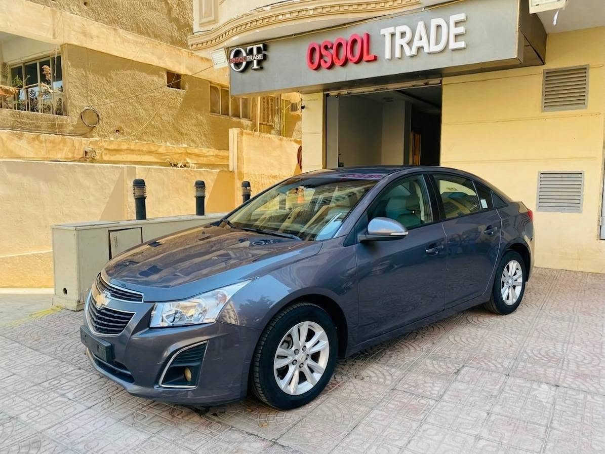 🚘 نوع السياره : شيفورليه كروز 

🚘 موديل السياره : 2014

🚘 حاله السياره : فابريكا بالكامل

🚘 عداد السيارة : 130 الف كيلو

اول مالك من الزيرو 

🚘 فئة السياره : اعلي فئه

صيانات توكيل 

🚘 مواصفات السياره :  
 أوتوماتيك  وتكييف وباور وسنتر وزجاج كهرباء و 2 ايرباج و abs و فوج لايت و شاشه وكاميرا و جنوط 
 
🚘 رخصه سنه..
🚘 متاح كاش وتقسيط باقل مقدم واسرع موافقه واقل فايده وكمان بدون مصاريف اداريه او تامين 

🚘 مكان المعاينه : مدينه نصر الحي السابع

للاستفسارات والتواصل
0️⃣1️⃣0️⃣0️⃣6️⃣2️⃣3️⃣5️⃣5️⃣6️⃣2️⃣


**إذا كنت صاحب هذا الإعلان وتريد حذفه لأي سبب، رجاءا أرسل رسالة إلى الدعم الفني**