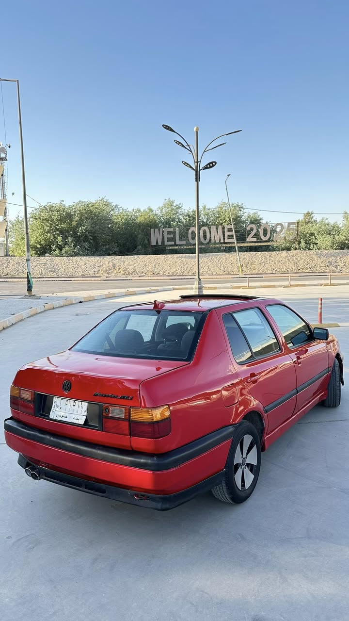 سلام عليكم
volkswagen vento
فنتو للبيع 🍅💎1995
شباب السيارة تعمير جديد وكلشي بلادي ب سيارة وشوفت عينكم بعد و بحقيقة بعد احلة من الصور السيارة متعوب عليهة هواي و مصروف عليهة هواي وبدون حادث بدون معجون مصبوغة جمالية والسيارة بيهة ارقام جديدة و هزة جديدة
وب نسبة لل شغلات المشدودة بيهة 
1-لحية امامية +دوس +دفيوزر خلفي
2-منضومة تبريد جديدة كاملة تبريد ثلج ❄️ 
3-منضومة بريك جديدة بريك عل طخة 🫯
4-ادامة كاملة جديدة بلكات ونوزلات و فيول بم كلة جديد 🆕
5-بنسبة ل دهون مال مكينة و كير ودهن بريك كلهن مبدلهن جديد ومي زيتي اصلي 
6_تخم تاير جديد🛞
7-مسجل سوني اكس بلود و سماعات مرتبة🔊
8_سلايد شغال 
9_صدر امامي خلفي مبدلهن جديد وتخم بولبرن 

وبنسبة ل باقي لامور السيارة ما ناقصهة كلوب كلشي شغال وكلشي جديد و ترايهة مال زيرو وشرط ترجيعة النمرة مالتهة بطناش السيارة مال جني وخير من لله وذكرت كلشي يخص السيارة اتمنة من الي يخابرني ميكلي شبيهة وب عافية عل ياخذهة واسف عل اطالة 

مكاني بغداد الدورة 
للتواصل لاتصال على الرقم 
***********☎️
