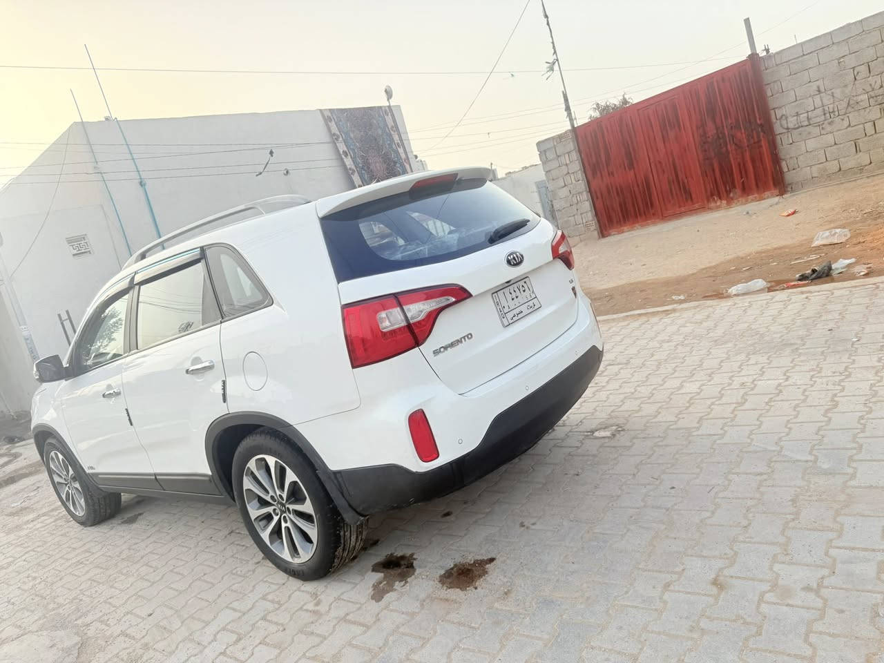 السلام عليكم سياره نوع سورنتو كويتيه مديل 2015كفاله عامه من صبغ او تبديل او بارد فول مواصفات بني رامه حساسات مري شفط كشنات جلد اشاير بل مري شفتات ستيرن مكينه 6ستندر مانع انزلغ مثبت سرعه السياره كفاله كير مكينه حداديه تخم تاير تبريد تئدفى تحويل مباشر العنوان كربلاء السعر 183بيها مجال حك الجيه رقم الهاتف ***********
