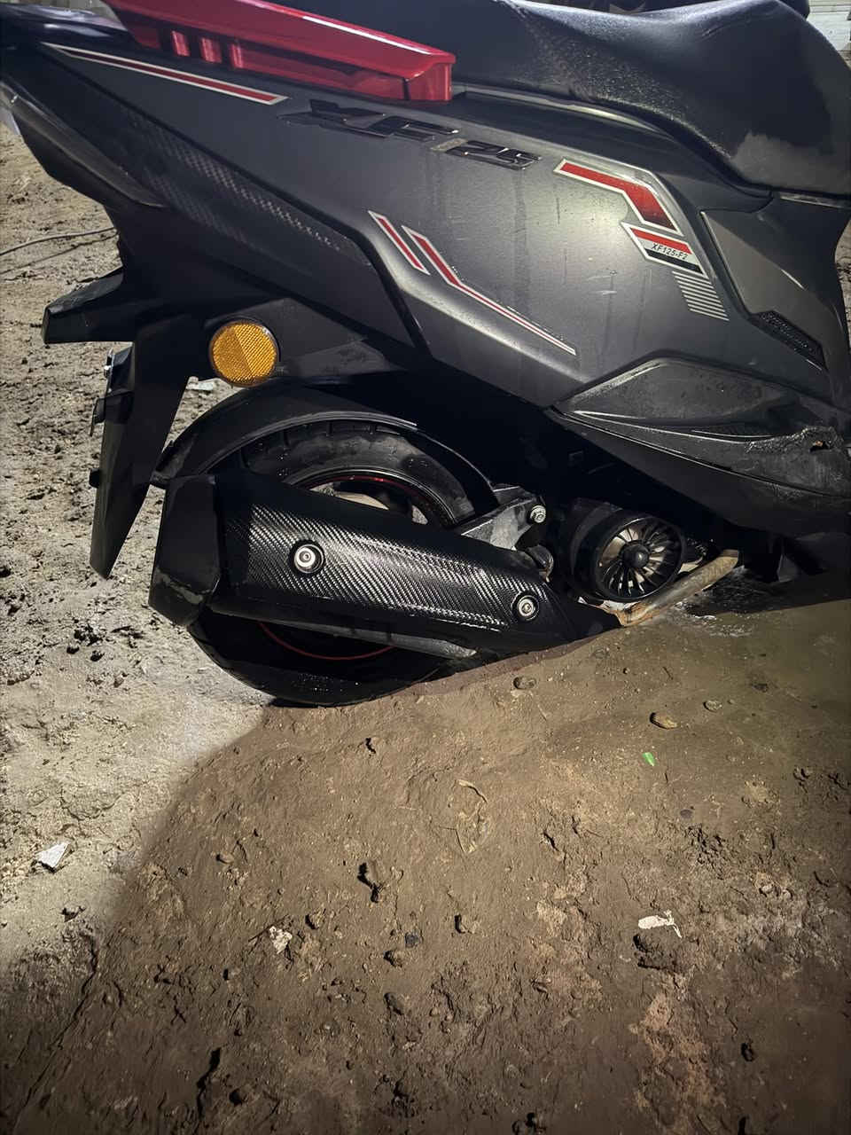 السلام عليكم
دراجة للبيع
Shining Fx250
موديل 2023
سعة المحرك 250
سرعتهه 120-140 حسب الاستخدام
عداد ديجيتال
فتحات تهوية
تشغيل سيلف+ستانلس
ماشية 235 كم فقط
مكفولة من المحرك للبرغي بيناتنة الفحص
بيهه مكاتبة ومدفوعة الگمرگ يعني بس ترقم وشد رايتك
بيهه شخطات خفيفه كلش وفتحة صغيره موجودة صورتهه ويه الصور
متواجد خاص او واتساب ***********
السعر مليونين و600 الف (2،600) وبيهه مجال لطيبين
