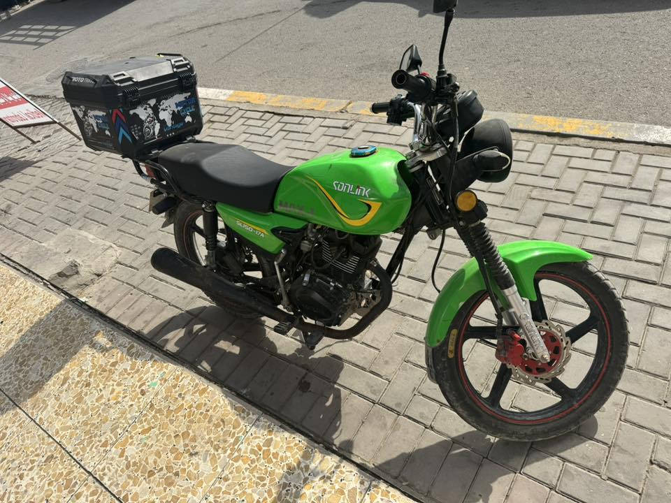 سولنك ماكس وان دراجه نظيفه وعله ايدي ممشتغله دلفري ابد ماشيه 9 الف فقط بغداد البلديات سعرها 900 ***********
