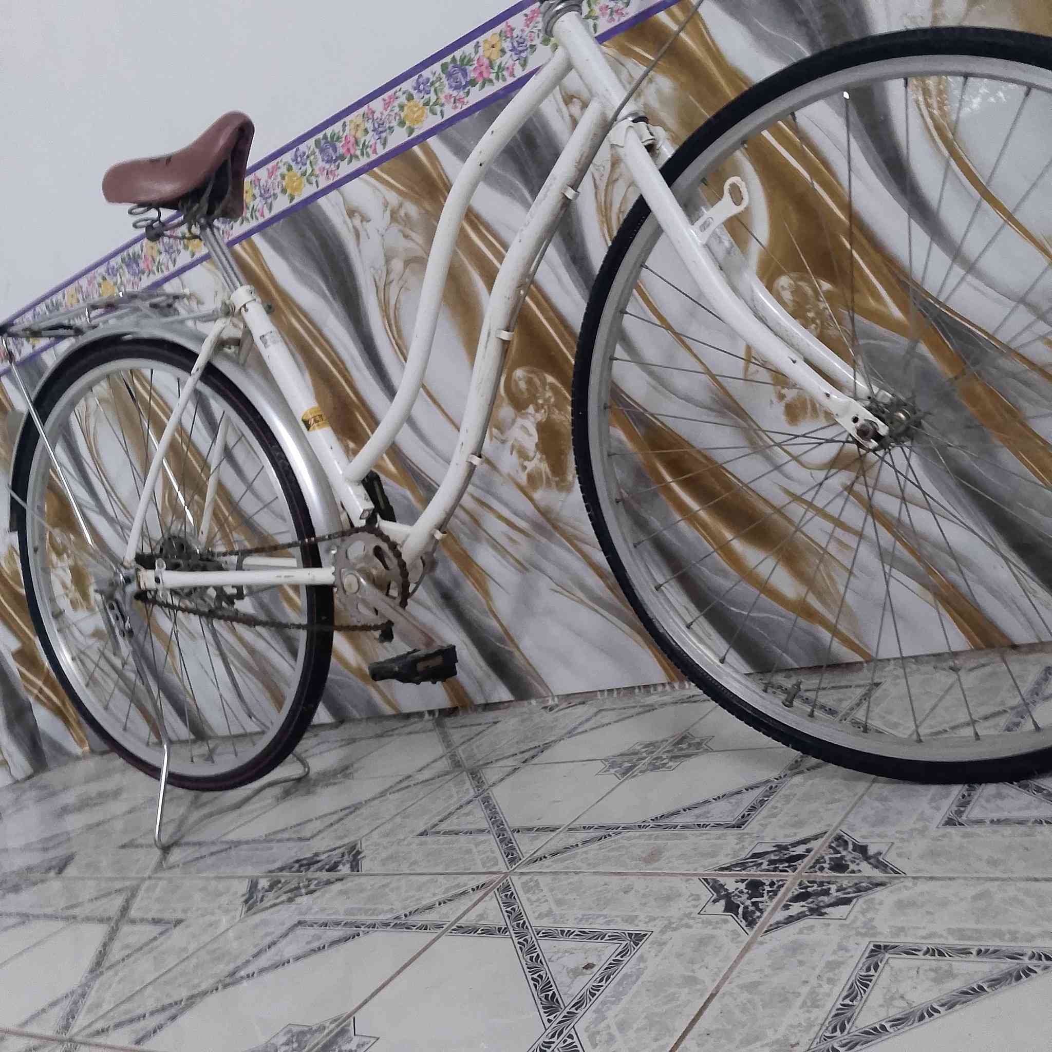 السلام عليكم بايسكل للبيع 
حجم 27موديل 2017السعر 70وبي مجال بسيط مكاني بابل المسيب الاستفسار***********
