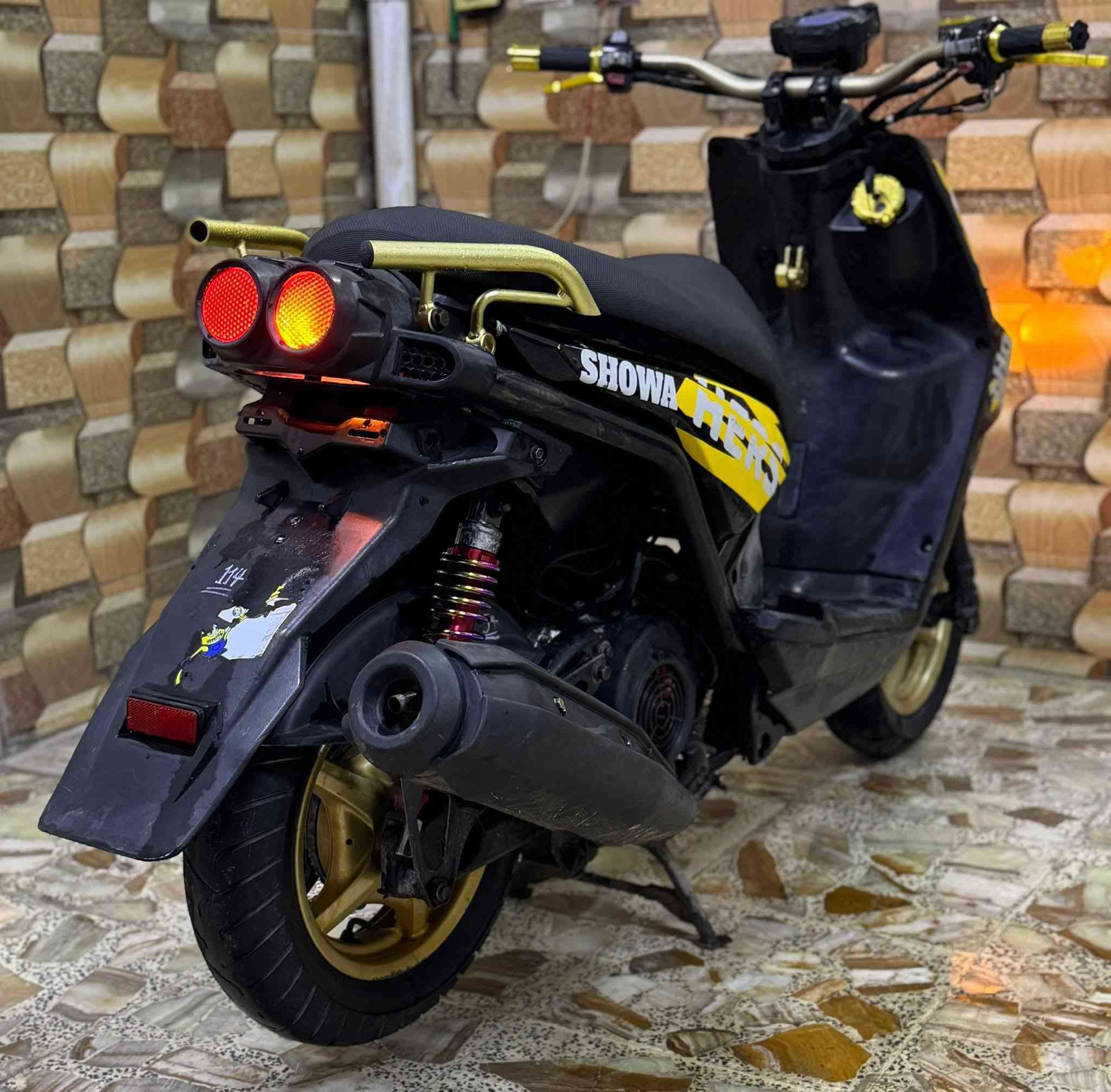 سلام عليكم 
دراجة سكنس جبلي لبيع دراجة مكفولة كفالة عامة كهربائيات شغالة دراجة نقص برغي مابيه مكينة ناعمة شلعة ومعدل كلش حلوة مزودة تزويد خارج الدراجة مكاني بغداد بلديات رقم الهاتف ***********سعر:مليون وبيه مجال الطيبين
