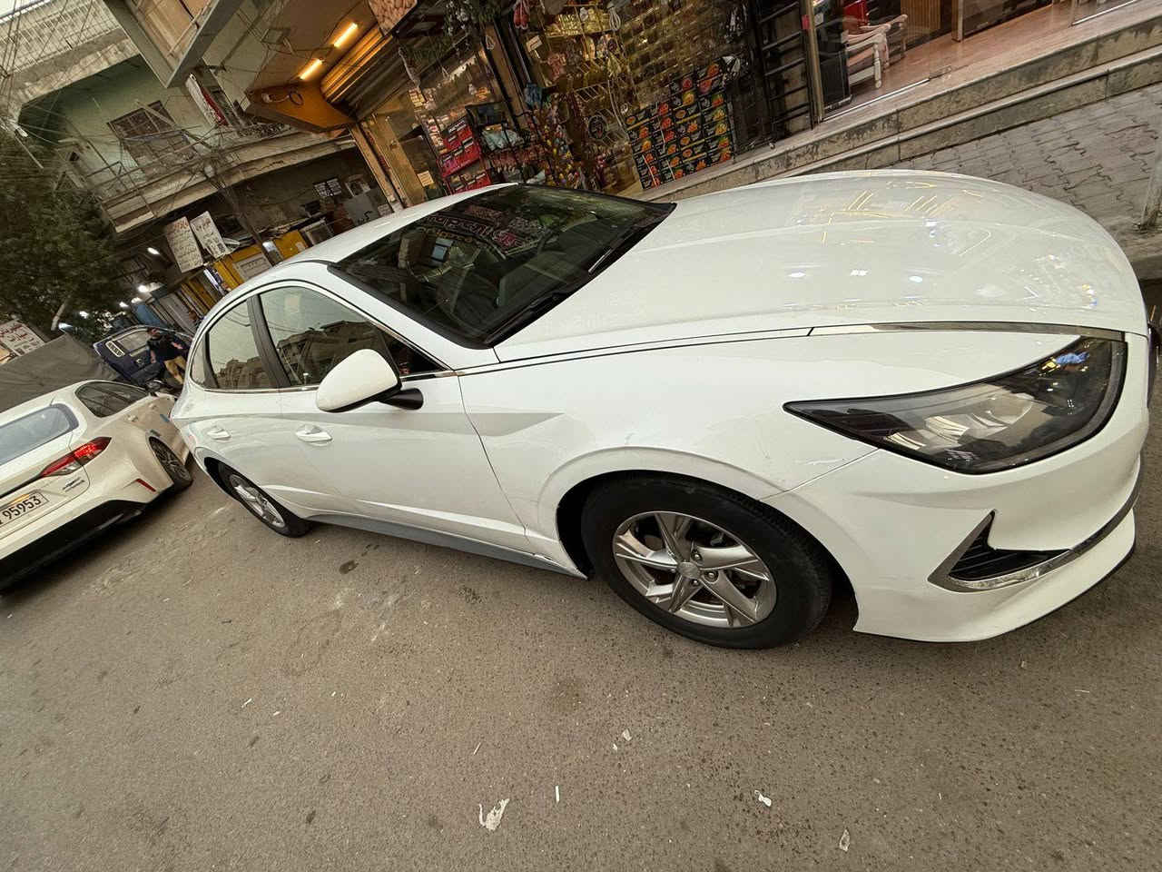 موديل 2021 رقم اربيل بسمي السياره محرك  2500 السيارة جديده معنه ألكلمه  مواصفات // رادار امامي خلفي وجانبي 
نقطه عمياء 
قياده ذاتيه 
دخول ذكي 
كروس مثبت سرعه 
شاشه كبيره 
هند البريك كهرباء 
4 نضامي قياده 
اوتو هولد 
مقاعد جلد 
تحديد مسار 
السعر 152 وبيهه مجال بسيط المكان بغداد شارع الصحة / للاستفسار على رقم / ***********
