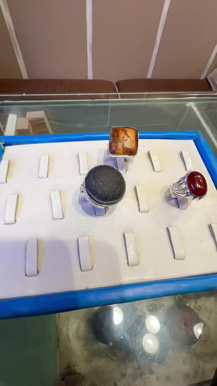 سلام عليكم اخوان 3محابس صياغة يدوية البيع مزاد اعله سعر ابيع بمايرضي الله


**إذا كنت صاحب هذا الإعلان وتريد حذفه لأي سبب، رجاءا أرسل رسالة إلى الدعم الفني**