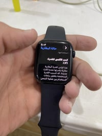 ابل واتش جيل ٨ • شاحن وسير اصلي • السيديه