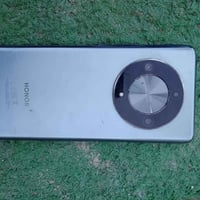 هونر اكس 9 فايف جي • ٢٥٦ • خط بالشاشة