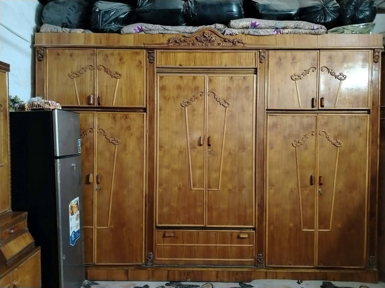 السلام عليكم غرفه نوم للبيع نضفيه
الرقم ***********
