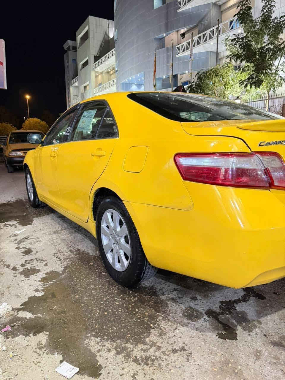 كامري ٢٠٠٧ وارد خليجي 
رقم كربلاء ألماني  
الاضرار تبديل فقط الباب الايمن الامامي 
مكفولة من الضربه 
حداديتها نظافتها ٧٠ بالمية 
تخم تاير جديد 
كير ومحرك خير من الله 
تبريدها مضبوط
عليها غرامات وهيئه ينزلن من السعر 
بأسمي السيارة مداور ثاني يوم 
السعر ٧٠ ورقة 
موقع السيارة كربلاء المقدسة 
للتواصل واتساب او اتصال
***********
***********
