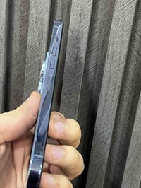 اسلام عليكم 13 برو ماكس ذاكره 256 بطاريه 85  مستبدل كامره فقط جهاز مكف...