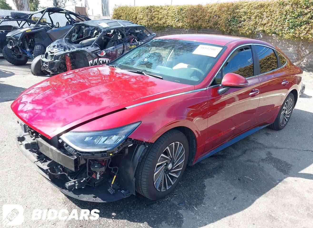 السلام عليكم سوناتا موديل 2023هايبرد  2SEL مكينه 2000 المرغوب كير 8 نمر دبل كلج DCT ماشيه 26 مايل حقيقي مكينه كير شرط الفحص وكاله مكفولات من كلشي حادث السياره مرفق بلمنشور فقط باب الأيمن  جهه الأيمن  مستبدل بدون ايرباك ضرر كلش بسيط سياره ليبل واحد عدا الجاملغ وبيهه تكحيل كارت بطرف جاملغ الخلفي رقم نجف  الجديد هزه سنويه بعدها ماساقطه سياره ماناقصهه برغي مواصفات السياره
1 بصمه تشغيل وبصمه ابواب وبصمه صندوك
2 صندوك ذكي يفتح عند الاقتراب
3 رادار امامي وخلفي وجانبي
4 نقط عميه بلمرايات جانبيه
5 تبريد بيانو مناخي منفصل 
6 هيترات مقاعد اماميه
7 شاشه وكامره خلفيه دواره بلاديه
8 اشارات بلمرايه
9 توقف ذاتي وتبيه خروج عن المسار ونضام مساعده على البقاء في المسار
10 لد امامي لد خلفي
11 لايت 4 عدسات
12 جام مدبل يعني دبل جام عزل فول ماشاءالله 
بعد بيهه هواي مواصفات السعر 175 وبيهه مجال عنوان نجف  *********** والسونار مرفق مع المنشور
