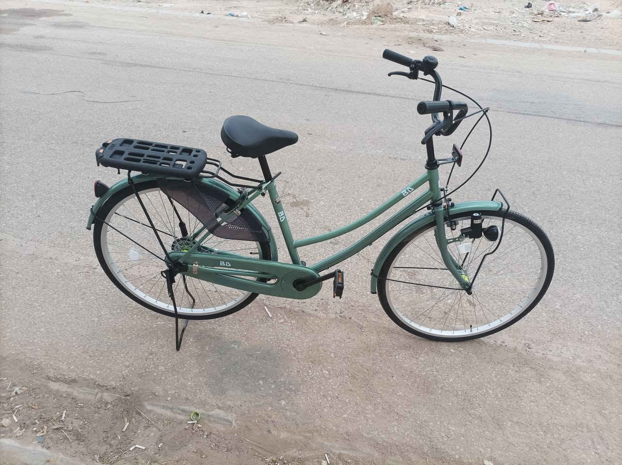 شباب باسكل للبيع موديل 25بيدي نضيف مابي شي تجي بيدك اشوف المكان نجف حي نصرالمهندسين السعر 170وبي مجال هاذا رقمي ***********

