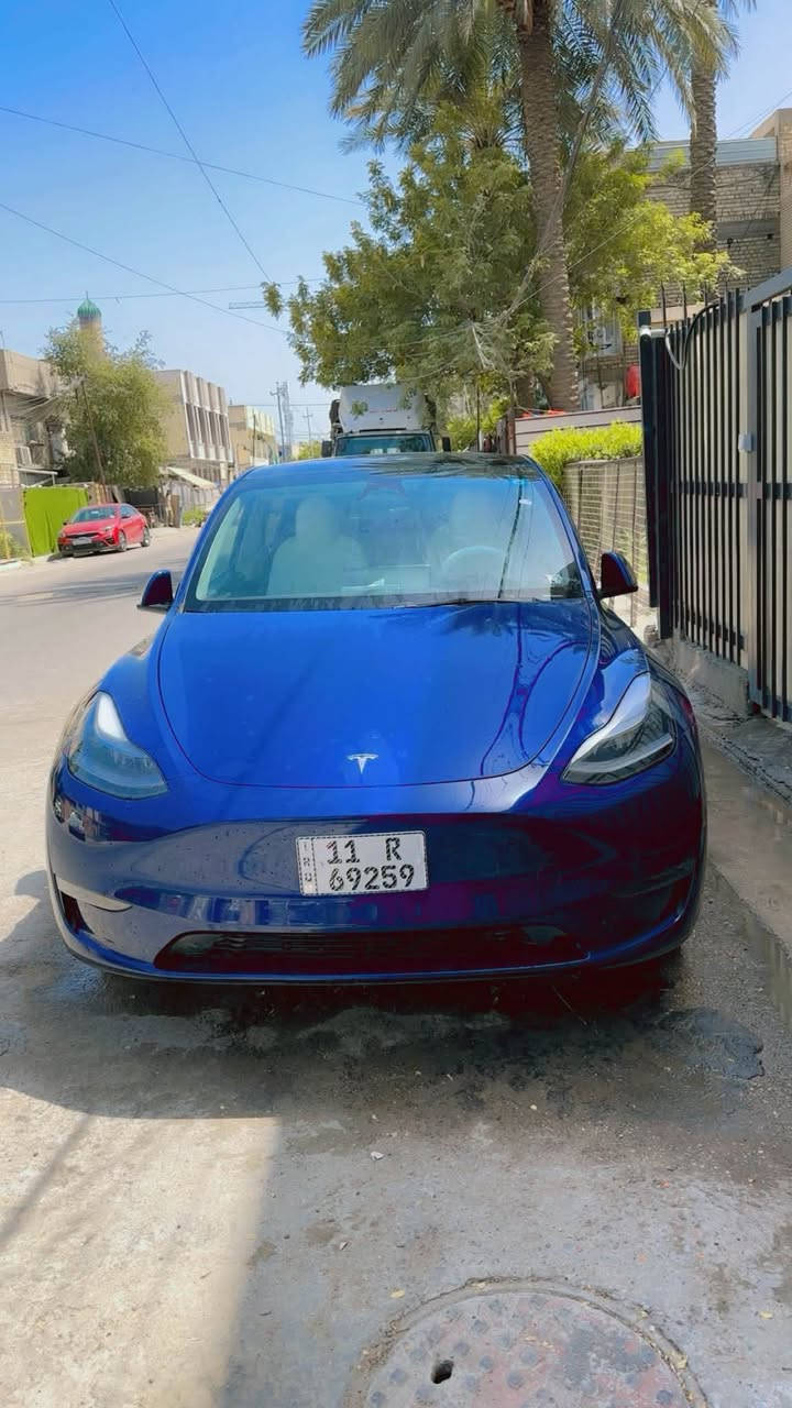 للبيع تسـلا مودل y موديل 2024
بيه ضربه باب السائق مبدل بلادي 
ماشيه  18 كيلو قابل للزياده 
رقم بغداد ب اسمي تحويل بنفس اليوم 

• سقف بانوراما زجاج
•دبل ماطور 
•450كيلو تمشيك بالشحنه الواحده 
• شاشة كبيرة حجم 15 بوصة
•تدعم جميع اللغات ومنها العربي 
•بجم كبس 
• كاميرا خلفية
• حساسات خلفية
• كاميرا امامية
• حساسات اماميه
• كاميرا جانبيه 
• كراسي كهرباء جلد ابيض
• كراسي تدفئه
• رادار امامي
• رادار خلفي
• رادار جانبي
• مانع تصادم
•تحديد مسار 
• كاميرات 
• حساسات جانبيه
• مثبت سرعة
• كاميرات محيطيه 360° 
• تحكم بالسياره عن طريق الشاشة
• تحكم عن طريق الهاتف
• بجيك شعار عن طريق الهاتف 
• نظام قيادة آلية Auto Pilot
• عداد ديجيتال
• تشغيل تلقائي
• نظام قيادة ذاتية Full Self drive
• نظام (RCTA) للتنبيه عند الرجوع للخلف
• نظام (RSA) لكشف لافتات السرعه للطريق
• نظام (PSC) الرادار الذكي لمنع الاصطدام 
• نظام (LTA) لتحديد المسار على الطريق
• تشغيل عن بعد
• الدخول الذكي
• نظام ترفيهي كامل متكامل يحتوي على ( YouTube / WhatsApp / Tik Tok / Netflix)  
تخم تاير كامل جديد
المكان بغداد 
للاستفسار ***********
