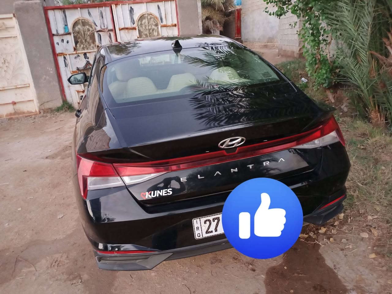 السلام عليكم
النترا موديل 23 

ذي قار معوقين 

رقم إنكليزي 

حادثه جاملق وبنيد وبابين گلير بدون دواخل 

وارد امريكي 
مكينه دوش 2000

كير AT

حديديه وتخم تاير جديد

تبريد وتدفئه شغال

سنويه ال 30 

سياره جاهزه ع اخر حبابه

سعر 135 بيه مجال بسيط لشراي

المكان ذي قار شطره 

رقم لاتصال بي واتساب ***********

رقم ثاني ***********
