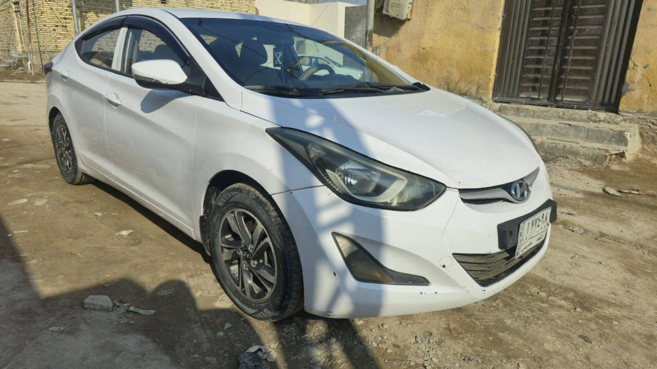 النترى مديل 16 خليجي  مكينه 1800 جاهزه مكينه گير تبريد حداديه مكفوله من الضربه بيها كرتات صبغ فقط السعر 120 بيها مجال قليل مكاني غماس *********** النجف, العراق
