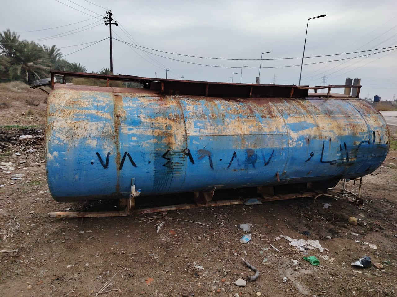 تانكي للبيع حموله ١٠     العنوان دياله بعقوبه *********** لسعر ٦٠٠ الف
