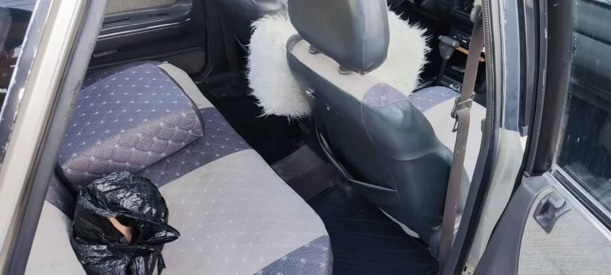 سيارة مازدا 1989 شرط صاحبها الشرعي موجود شرط تحويل سعر 47 بيها مجال شي قليل بيها كاربون ....
الي يريد يتواصل معانا على هذا الرقم *********** 
***********
