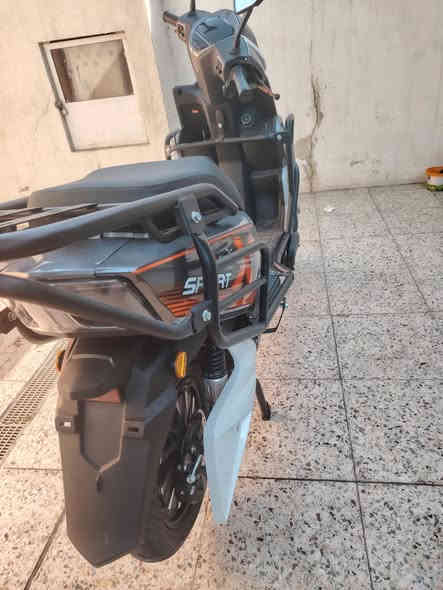 السلام عليكم
للبيع سكنس شحن مدرع
موديل 25
الدراجه زيرو
مواصفات فول
6 باتري كبير
3 سرعات
سرعه 85 
بريك امامي خلفي هايدروليك
لايت زنون عالي ناصي
اشاير
دبل بصمه ودبل سويج
قفل ستيرن 
انذار
نظام P
نظام R
السعر 800 وبيهه مجال
مكان بغداد الحبيبيه 
***********
