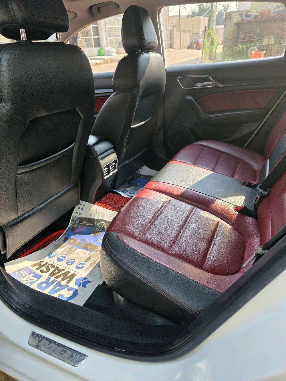 للبيع او للمراوس
السعر 112 مجال قليل جدا
مكان السيارة النجف 
موديل 2022 عداد 40 الف كيلو
اMG6 الفول مواصفات
رقم بغداد الجديد
محرك 1.5 تيربو
ناقل سرعة دبل كلتش7 سرعات
قوة المحرك 169 حصان
عزم الدوران 250 نيوتن / متر
مصابيح نهارية LED
مصابيح خلفية LED
مرايا كهربائية
اشارات في المرايا الكهربائية
مرايا قابلة للطي بشكل الكتروني
مقود جلد
مكابح توقف الكترونية EPB
مكابح انتظار الكترونية Auto Hold
نظام الثبات الالكتروني ESP
نظام توزيع قوة الكبح EPD
نظام مكابح المنعطفات CBC
نظام مراقبة ضغط الهواء في الاطارات
تكييف الكتروني ثنائي المنطقة
نوفذ كهربائية مع فتخ واغلاق اوتوماتيكي
مثبت سرعة 
ناقل سرعة في المقود ( بادل شيفتر )
بصمة
مسند يد خلفي مع حامل اكواب
مقود قابل للتعديل
شاشة 8 انش مع كاميرا
بلوتوث
مداخل USP مع شاحن
مداخل كهرباء 12 فولت
                                                           Android Auto                                                    
                                                        Apple Car Play                                                 
تحكم بالمقود
حساس خلفي
شاشة عدادات 3.5 انش
عادم مزدوج ( دبل اكزوزت )فتحة سقف
دوسات بنزين وبريك معدنية رياضية
ارضيات MG
ويل كب 18 المنيوم
اطارات بروجستون
مقاعد جلد
مقعد سائق كهربائي ب6 حركات
6 وسائد هوائية
نوفذ كهربائية مع فتح واغلاق اوتوماتيكي لجميع النوافذ نظام الاضاءة التلقائية
اغلاق النوافذ تلقائيا عن قفل السيارة
ضمان 6 سنوات او 200,000km ايهما اقرب
للاستفسار
***********
***********