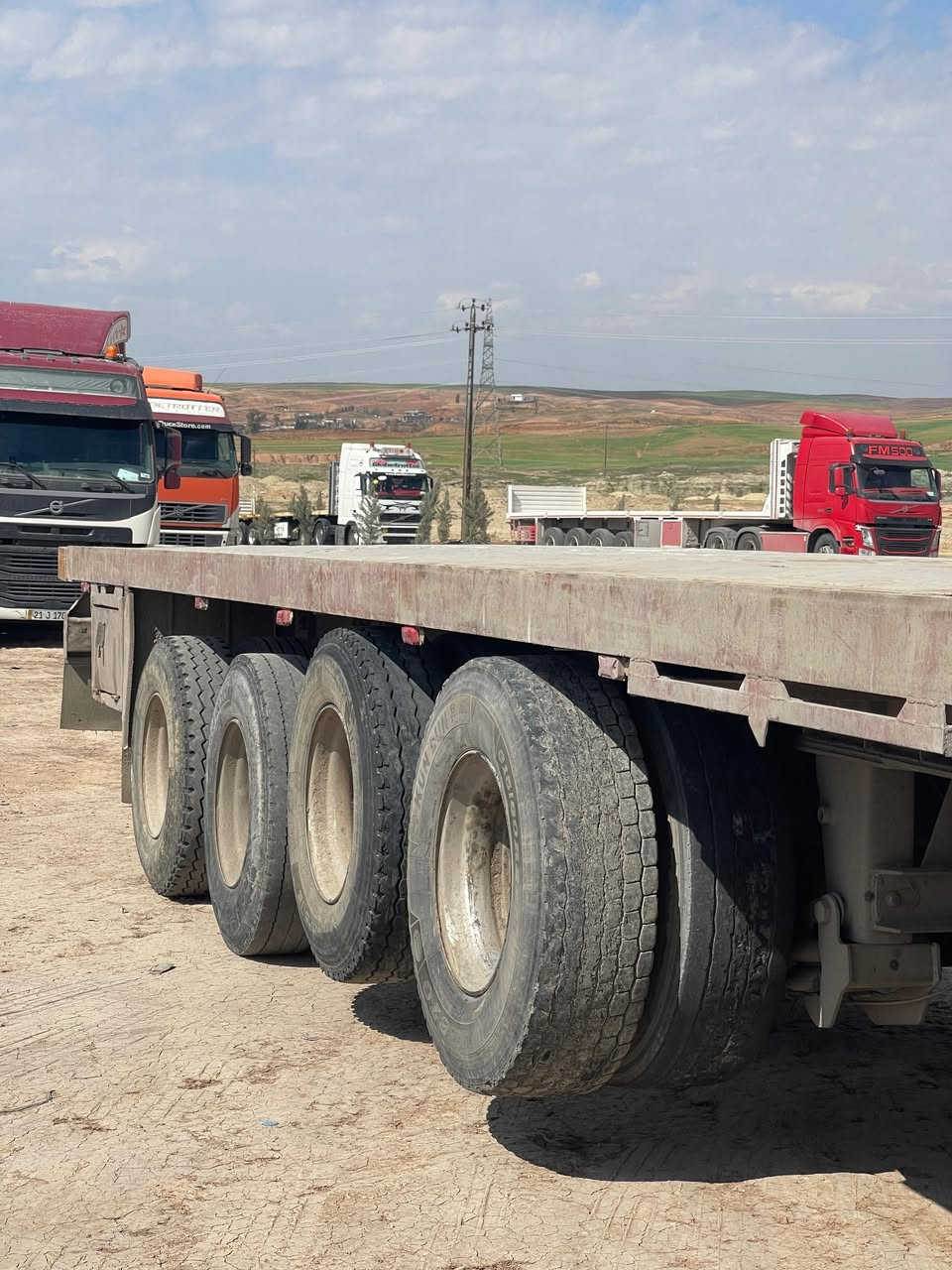 سلام عليكم عربانه للبيع شاصي الماني مضروبه شريط طول 13 متر كاعيه بليت جتف عريض جاهزه للشغل سعرها 70 وبيها مجال مكانها كركوك ‏‪0775 311 7630‬‏ مكلف بالنشر
