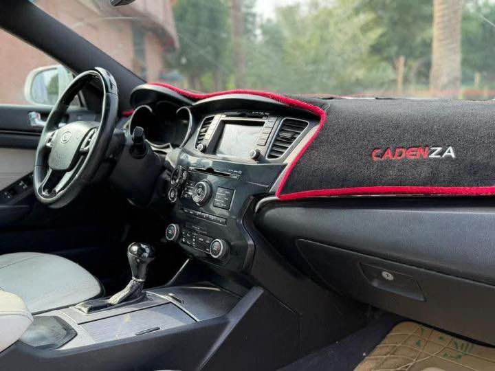 محرك 6 سلندر دوش سيارة واحد على واحد مواصفات حساس خلفي وأمامي كامرة دوارة شاشة بصمة بصمات بل أبواوب استيرن كهربائي تحكم استيرن مَري جانبية شفط أشاير بل مَري 
خليجي 2011 
جاملغ ايمن مبدل ومصبوغ جاملغ ايسر مصبوغ فقط السيارة نظيفة 
رقم بغداد ب اسمي 
التواصل للاستفسار : ***********
سعر مناسب بس متوازي على البيع أتواصل وميصير خاطرك آلة طيب بغداد, العراق
