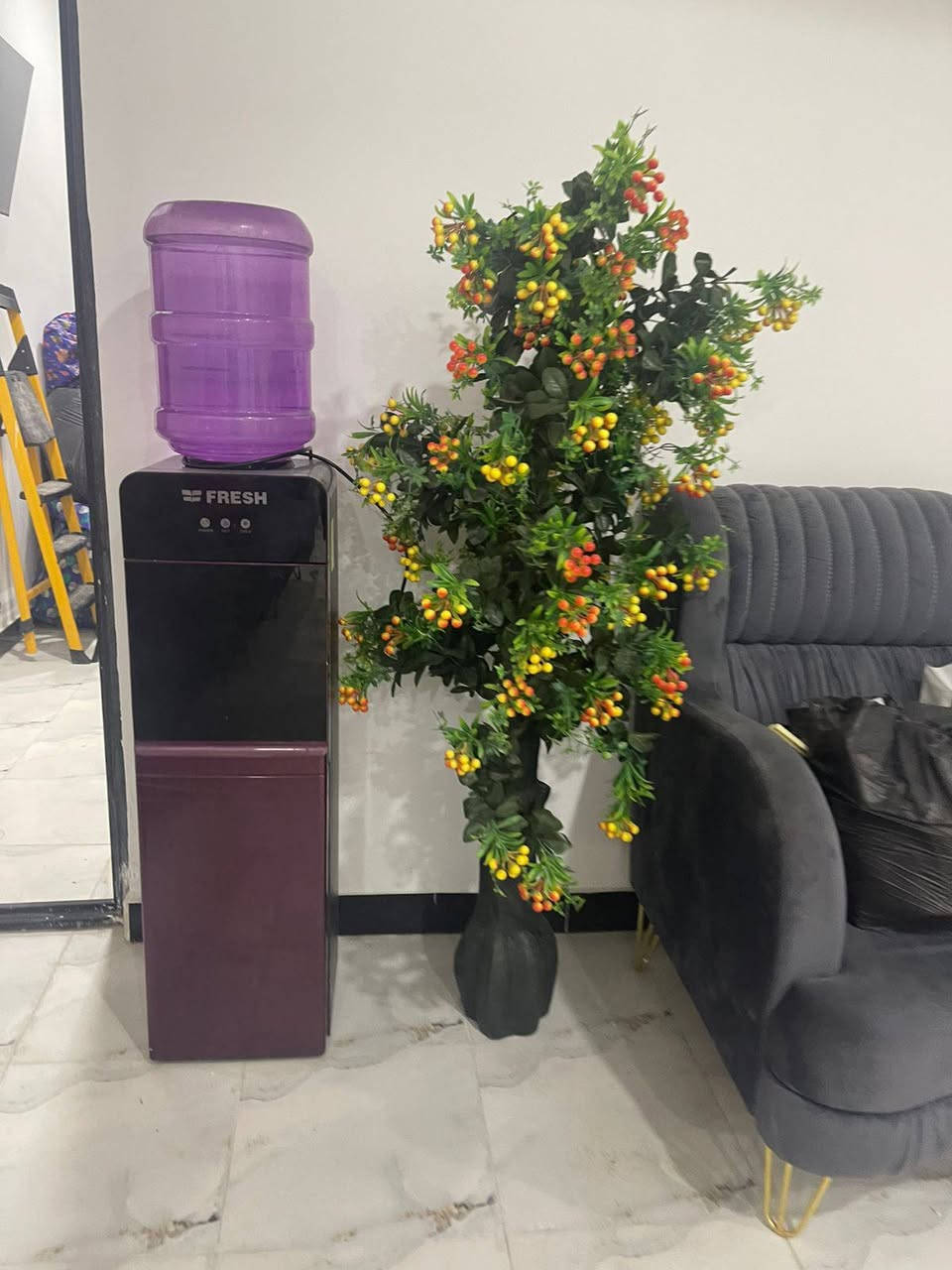 غراض منزلية للبيع
طخم ٧ مقاعد سعرة ٦٠٠
غرفة نوم ٧٥٠
براد ١٢٥
ميز طعام ٣٥٠
ثلاجة ٢٥٠
كاونتر وسنك سوكي ٣٠٠
ميز استراحه و كراسي ١٢٥


**إذا كنت صاحب هذا الإعلان وتريد حذفه لأي سبب، رجاءا أرسل رسالة إلى الدعم الفني**