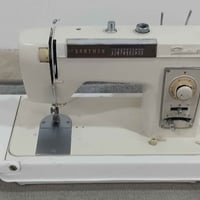 مكينة خياطة • ياباني • ١٢ إبرة