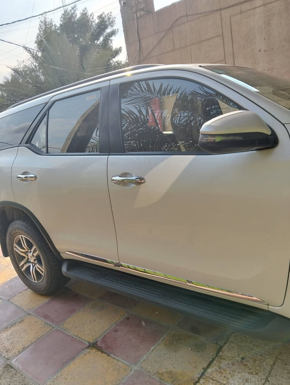 فورجنر 2023 ابيض للبيع
رقم بغداد

4 سلندر 2700

 كشنات جلد 

تحكم ستيرن 

شفتات ستيرن 

فور ويل 

ثلاث قطع تبريد 

دفلوك 

ثلاجة نظام اقتصادي 

مانع انزلاق

7 راكب 

شاشة لمس 

كاربلي 

مري شفط وكهرباء 

كامرة خلفية 

حساسات امامي وخلفي 

مكفولة من الحادث والصبغ والبارد  بيناتنه سونار

السعر المطلوب30/000$ بيهه مجال 

مكان السيارة بغداد / 

*********** غير متواجد على الفيس
