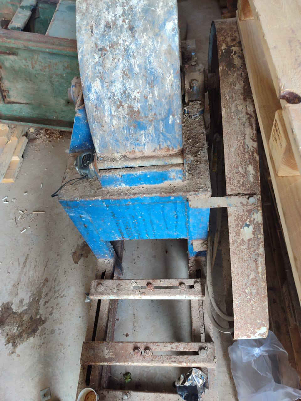 للبيع منشار ودبل ومثرامه.  نضافه خير من الله  

مامتواجد فيس اتصل وتشلع عيوني
***********
