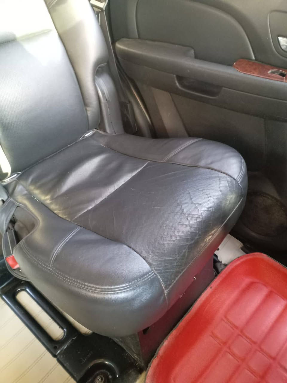 السلام عليكم تاهو ادوات 2011 للبيع السيارة مكصوصه قمارة علمود الدخولية سعرها 80$ للاستفسار اتصل
*********** واتساب
