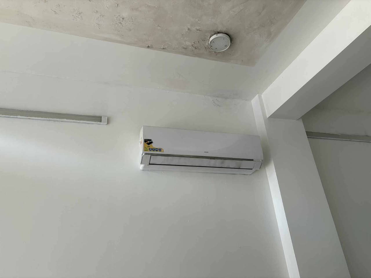 للبيع تخم مقاعد عشر 225 سبلت ب350 مبرده ب 50 وعنوان فلوجه حي نزال رقم ***********  للإستفسار
