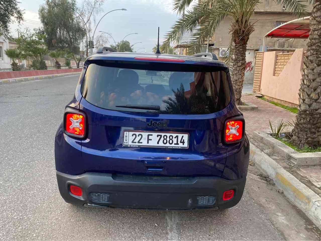 جيب رنكيد  موديل 2020
 رقم اربيل ماشيه 23 كيلو
مواصفات معروفه 
ضرر بارد شبر حافة جاملغ سكن مع شبر صندوق فقط وسونار موجود مع صور 
مكان سياره كركوك 
رقم صاحب سيارة *********** كركوك, العراق
